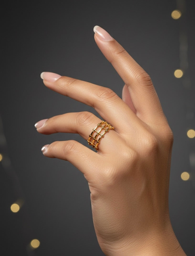 The Interwoven Mesh Ring