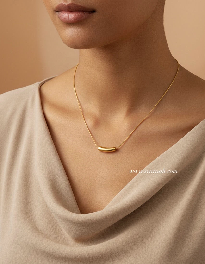 Seren Curve Pendant