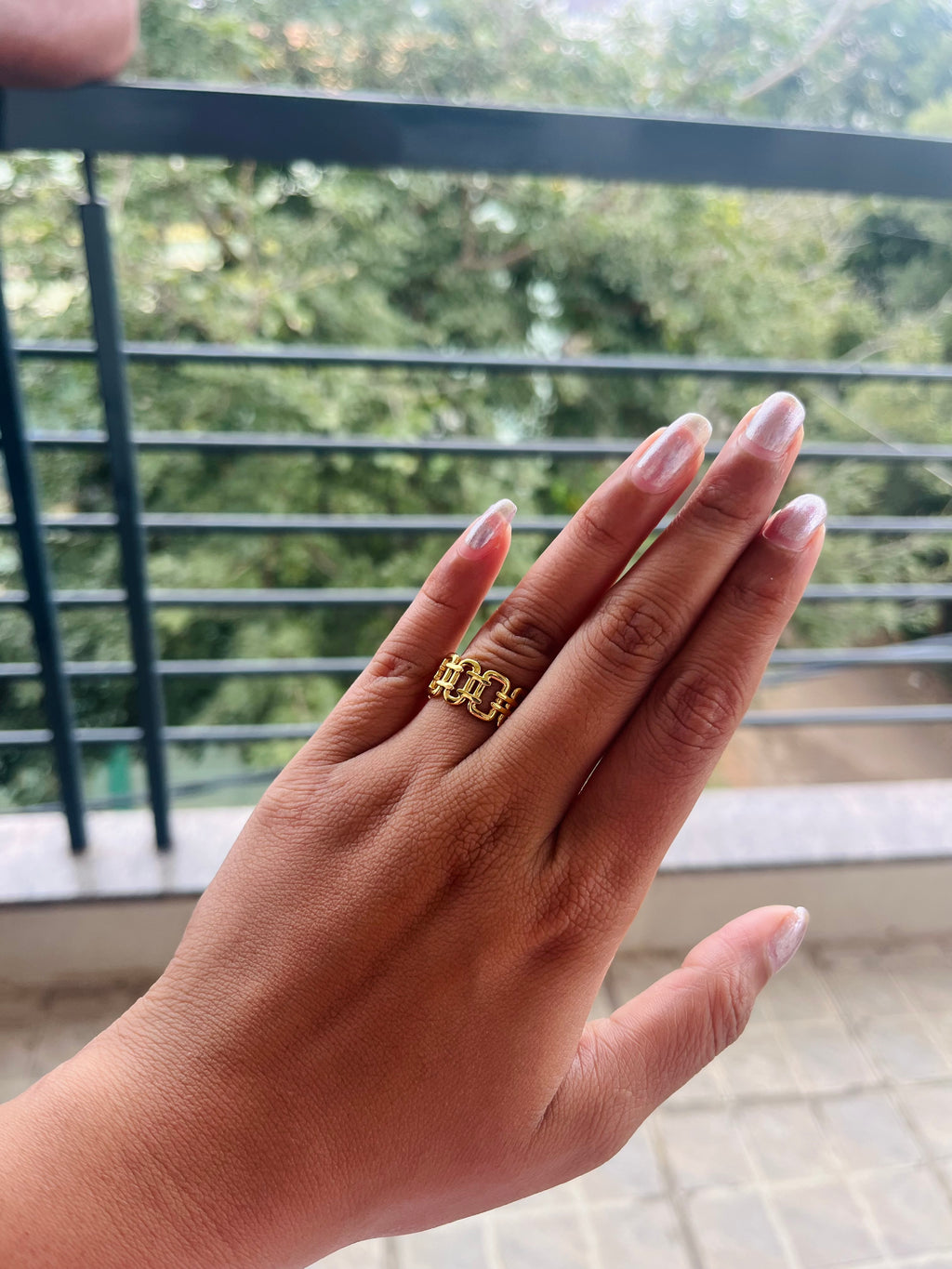 Adjustable Rings