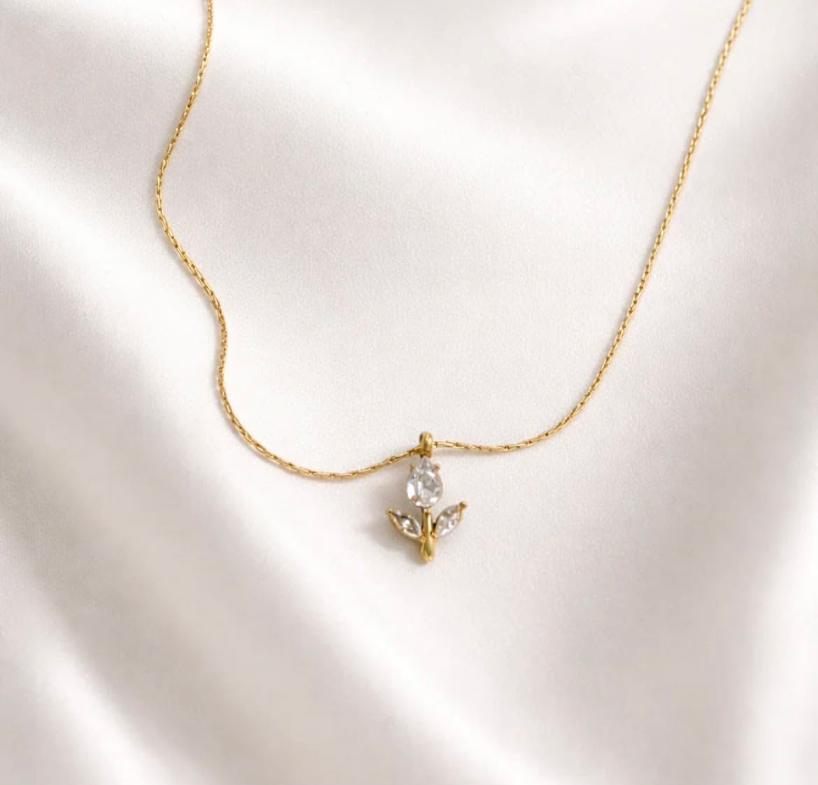 White Tulip Chain