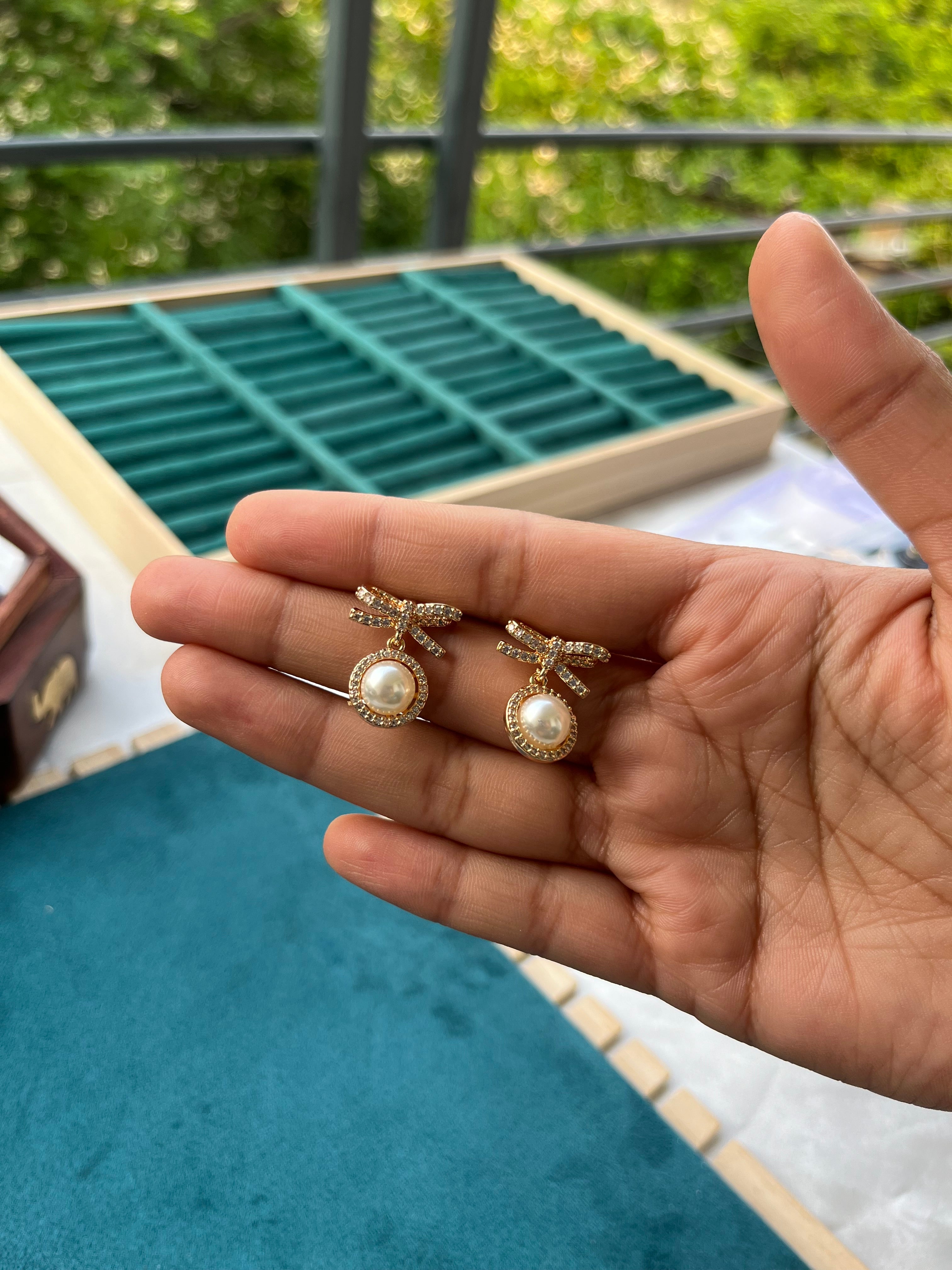 Moonlit Ribbon Earrings