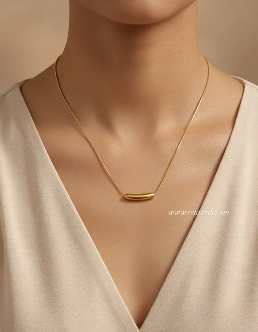 Seren Curve Pendant
